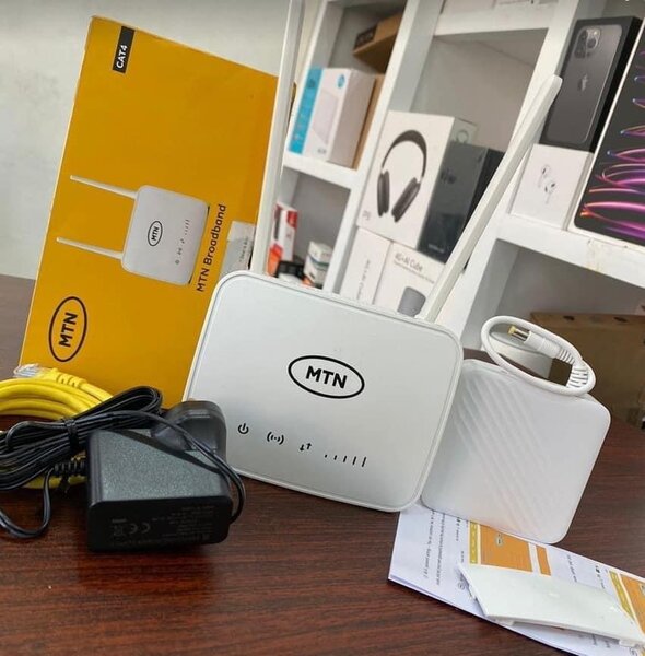 MTN 4G universal router with power bank