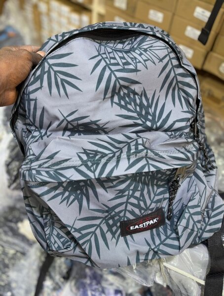 Sac à dos Eastpak motif tropical