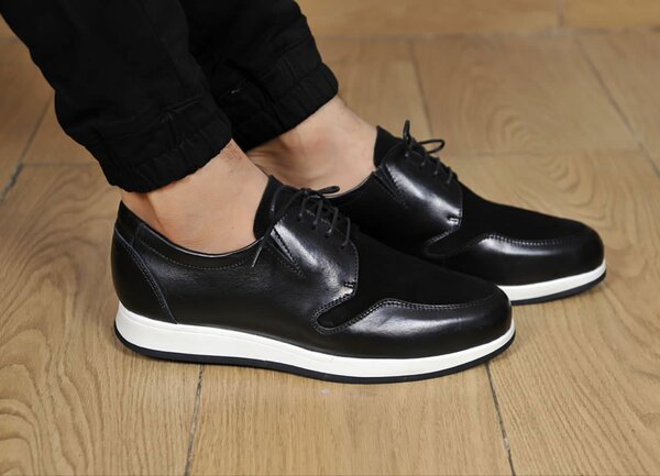 Chaussures originales