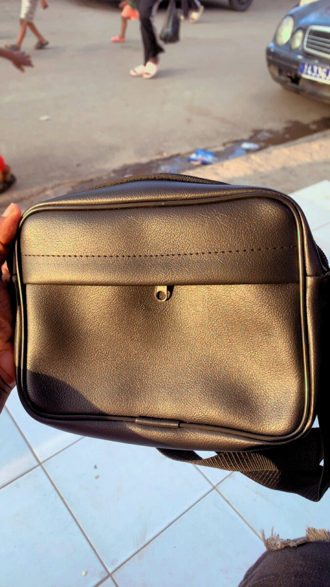 Sacoche en cuir élégante