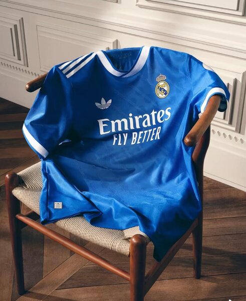 Maillot de Real new version