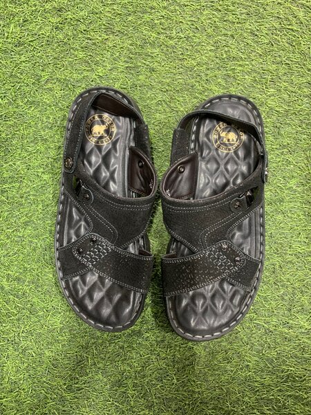 Store reject Foos Sandals