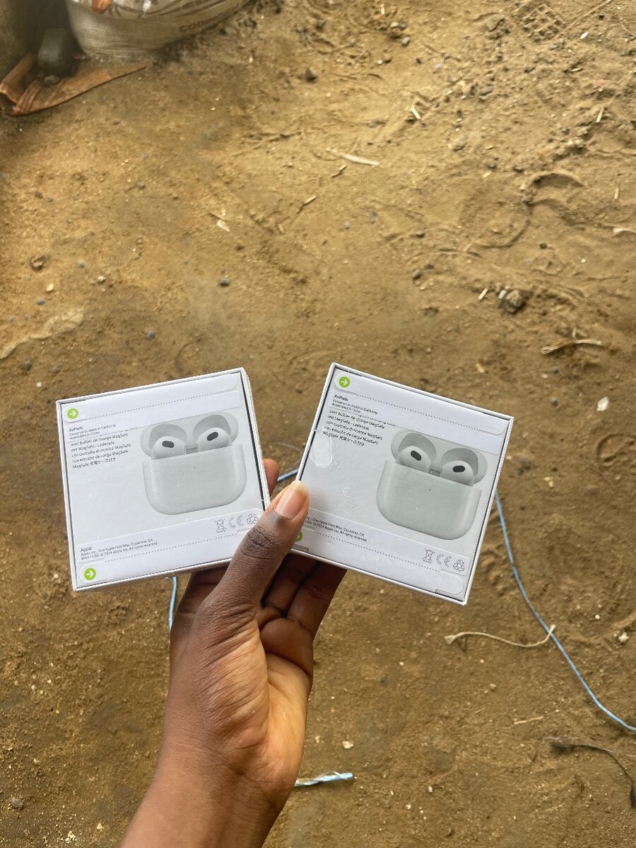AirPods 3
