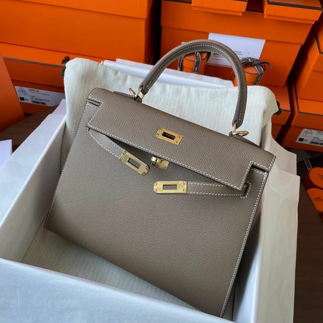 Sac à main élégant cuir