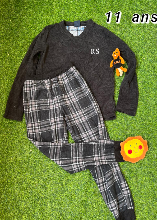 Pyjama chaud enfant "Pantalon classique à carreaux noir et gris" 11 ans