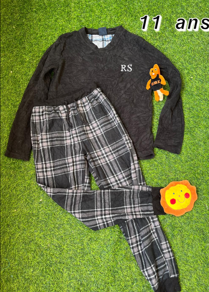 Pyjama chaud enfant "Pantalon classique à carreaux noir et gris" 11 ans