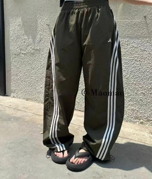 Pantalons de sport larges tendance