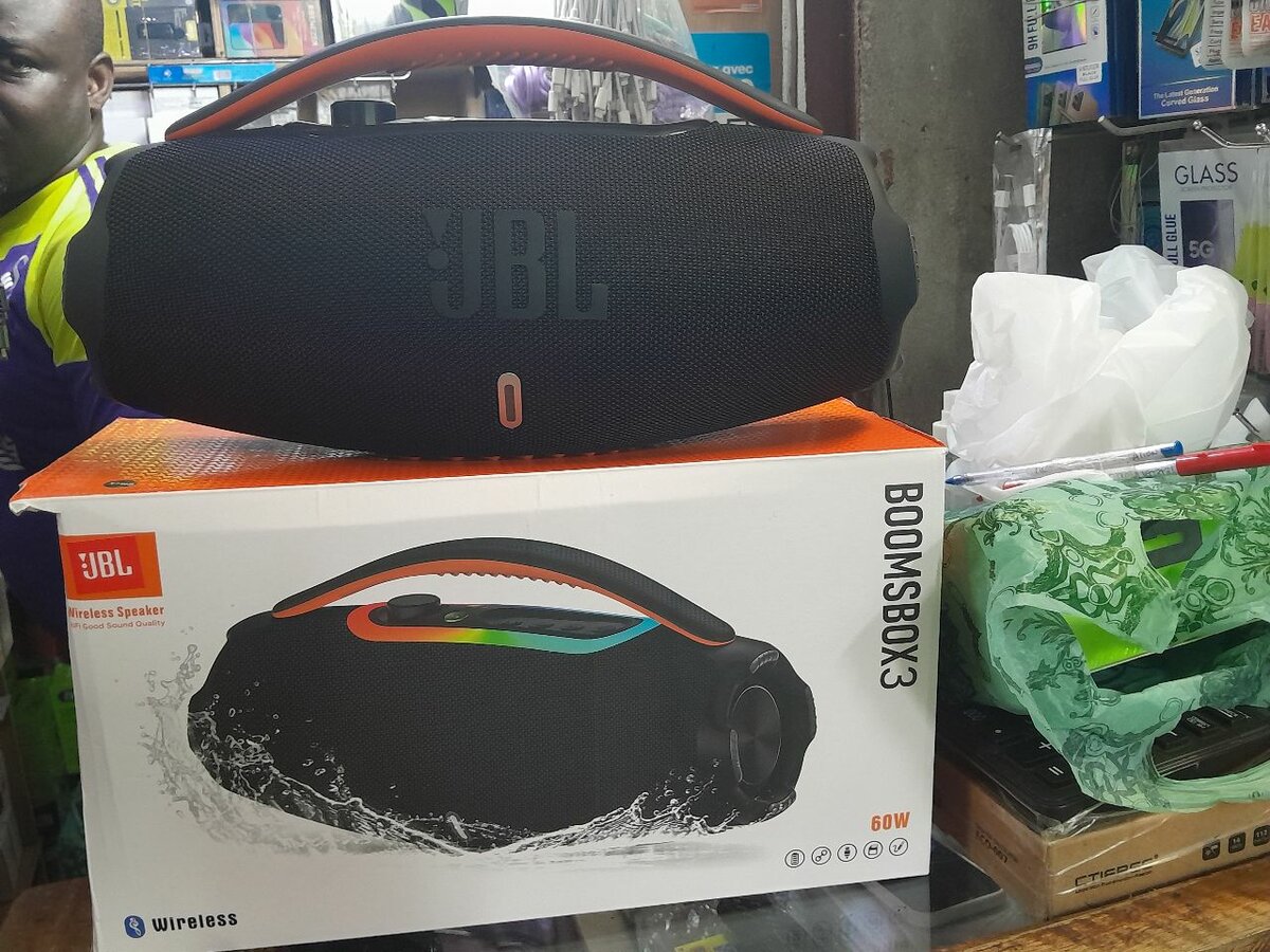 Enceinte Bluetooth JBL Boombox 3