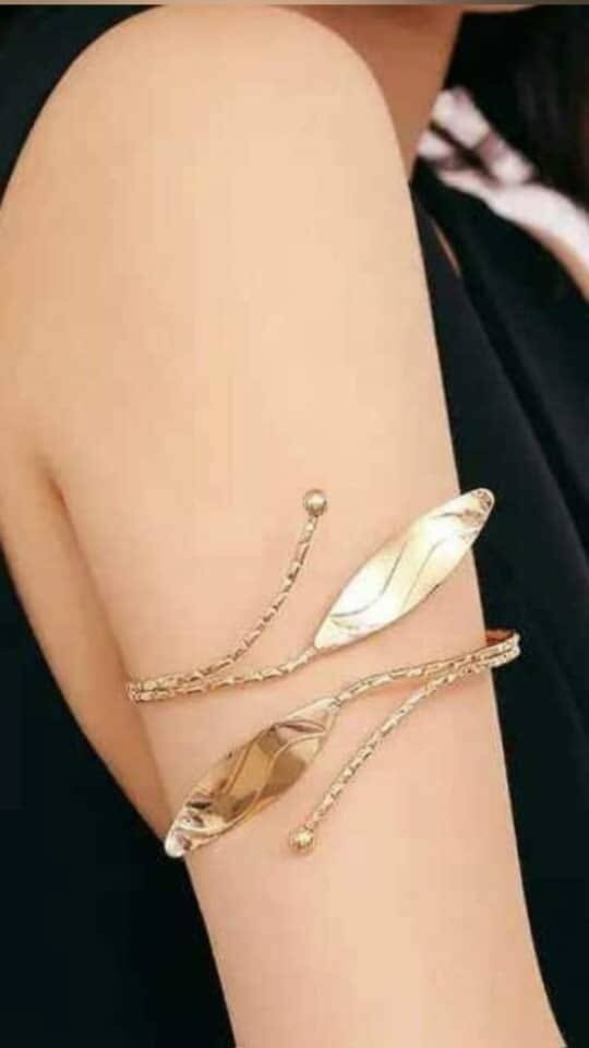 Bracelet de bras élégant