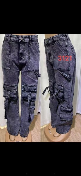 Pantalon cargo en denim délavé