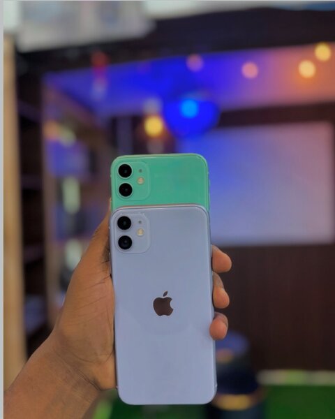 iPhone 11