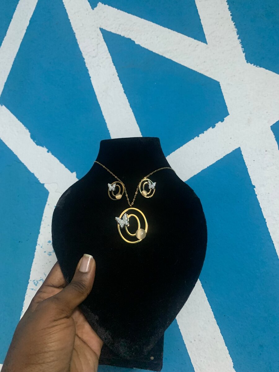 Parure de bijoux élégante