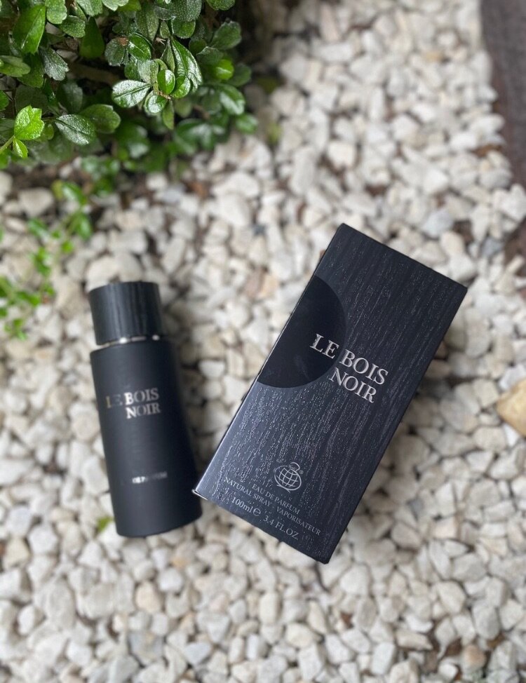 PARFUM LE BOIS NOIR