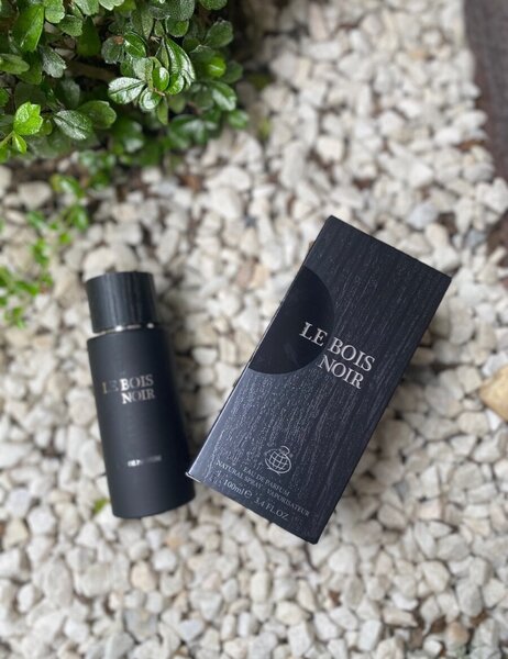PARFUM LE BOIS NOIR