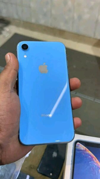 iPhone XR 64GB Reconditionné