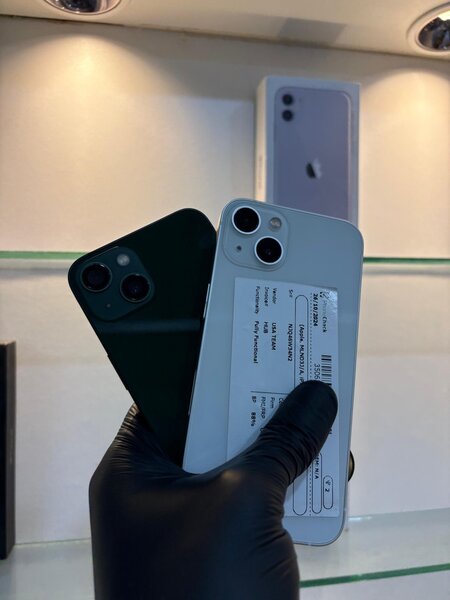 iPhone 13  simple  128GB