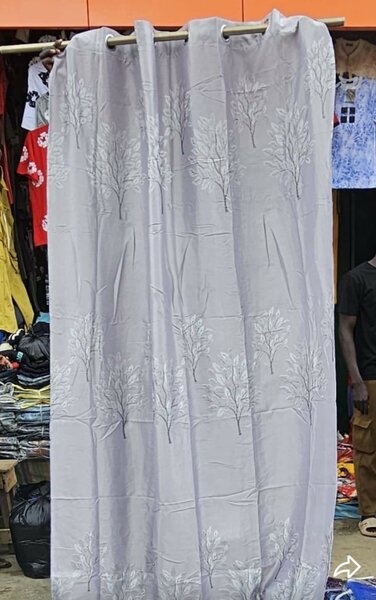 Rideau brodé élégant