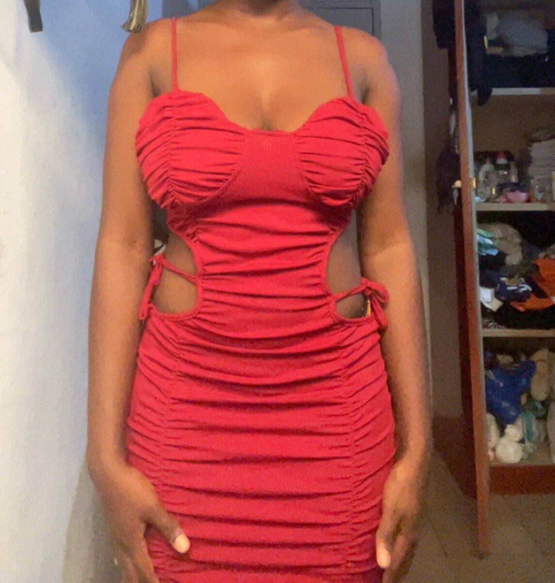 Robe rouge moulante sexy