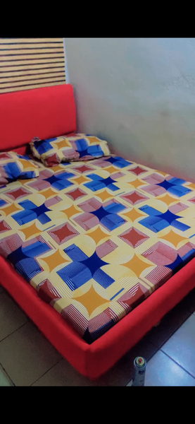 Lit 2 places sans le matelas