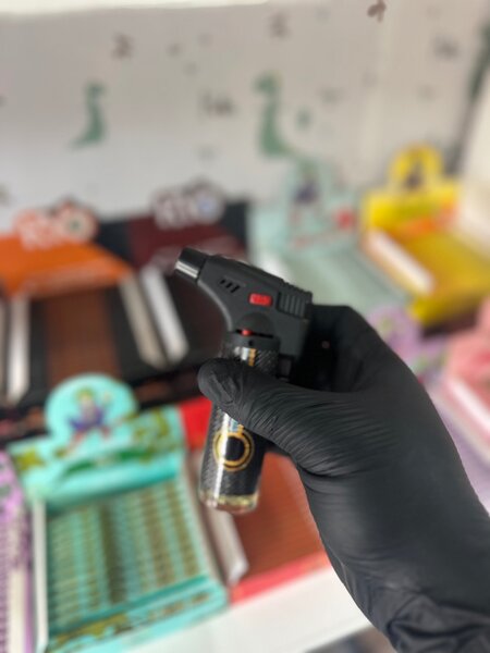 Briquet laser