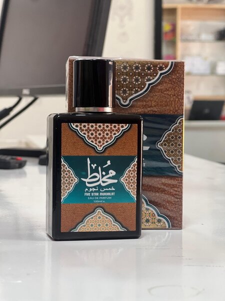 Parfum Cinq Étoiles Oud