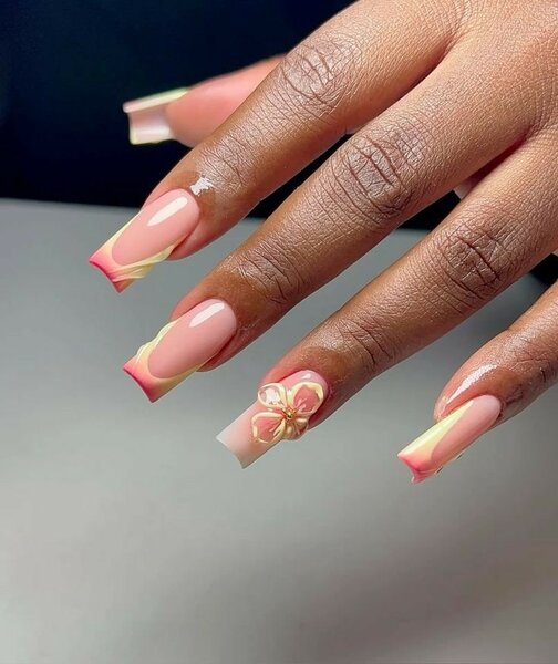 Press on nails