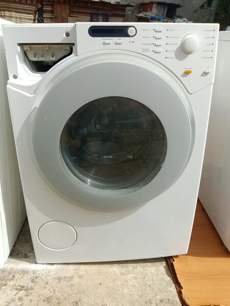 Lave-linge frontal économique 8kg