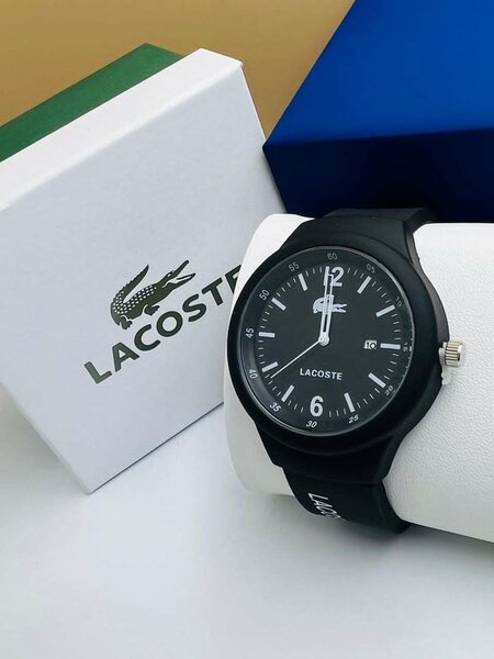montre Lacoste