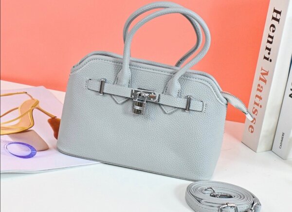 Sac à main cuir élégant