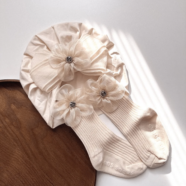 Chaussettes et Bonnet Bébé Fleurs