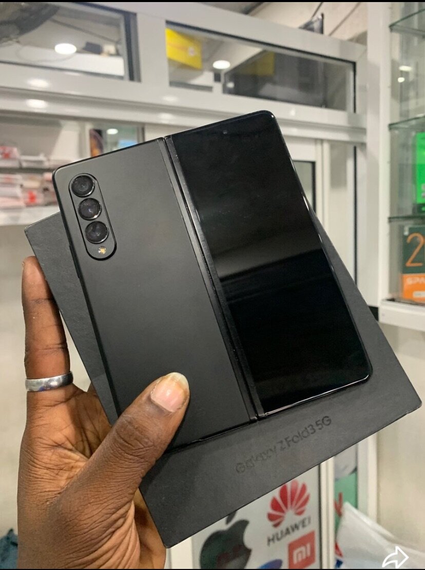 Samsung Galaxy ZFlod 3(512/12)