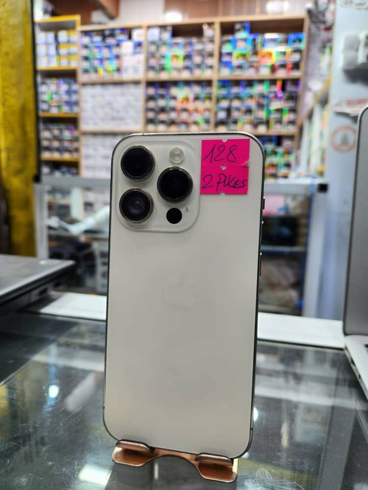 Iphone 14 pro 128 giga et 2puc