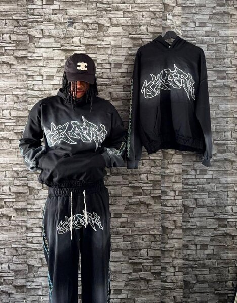 Survêtement streetwear moderne