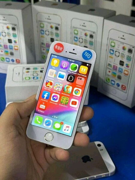 iPhone 5s 16Go Argent