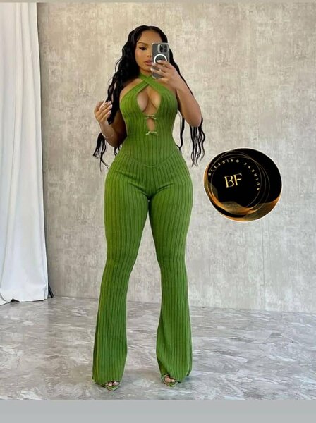 Combinaison verte élégante