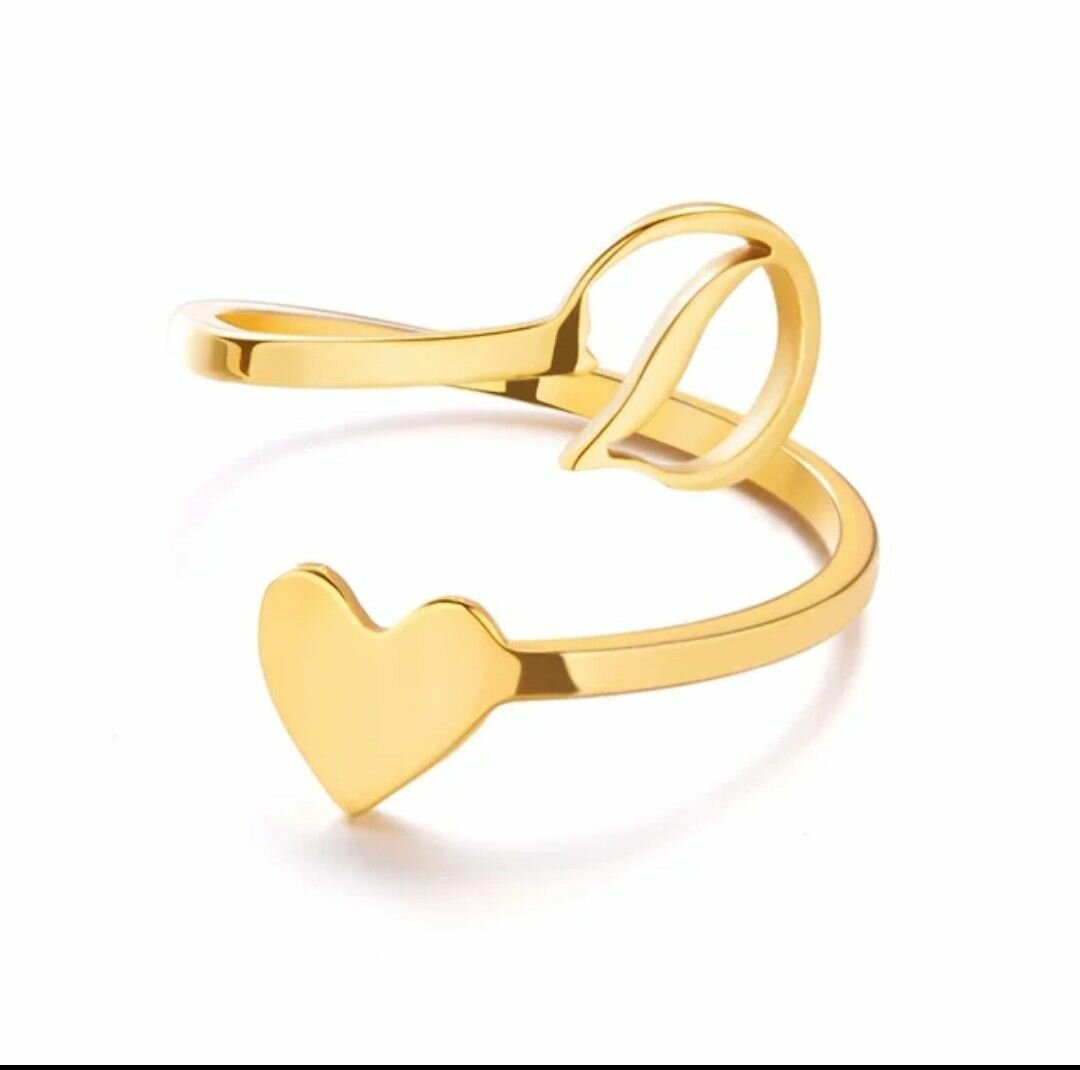 Bague avec des lettres