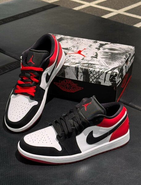 Sneakers Air Retro Noir Blanc