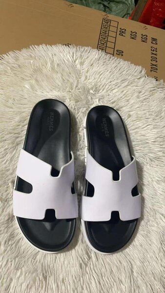 Sandales de luxe Hermes