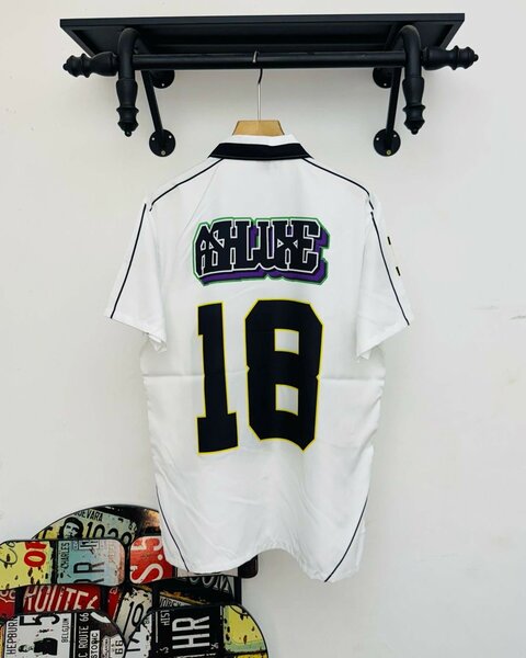 VARSITY T-SHIRT