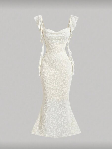 Robe Dentelle Blanche Élégante