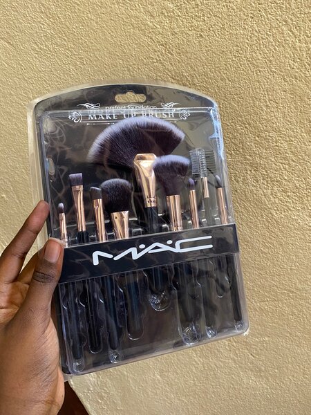 Set de pinceaux maquillage professionnel MAC