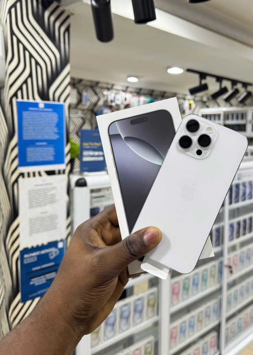 iPhone 16 Pro Max 256Gb