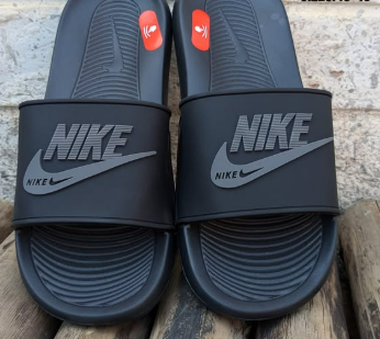 NIKE SLIDES 