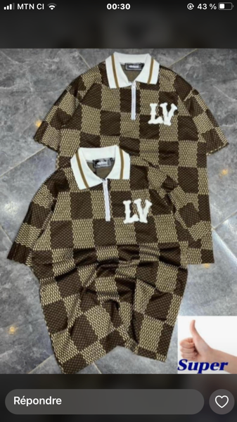 T-shirt à carreaux LV