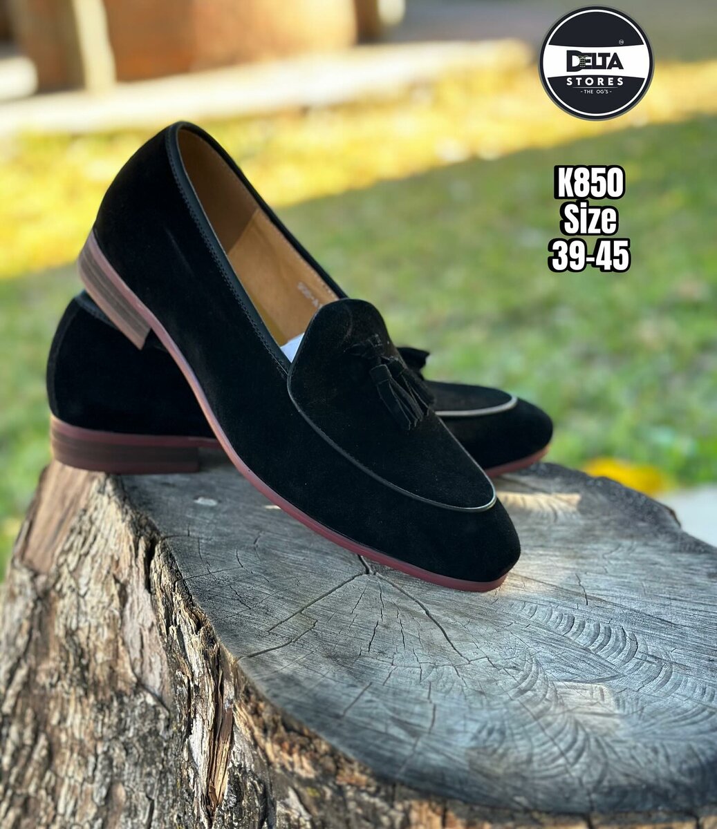 Stylish and comfortable men's suede moccasins