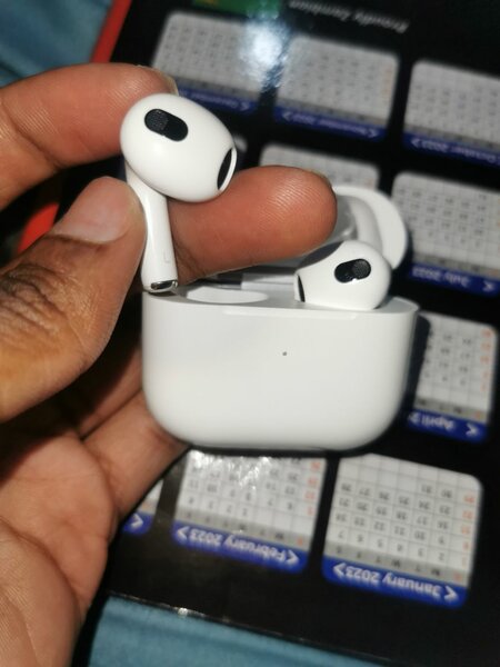 Airpods gen 3