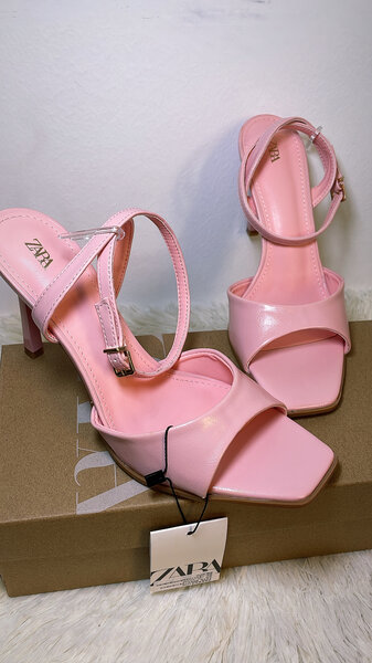 Sandales à talons élégantes