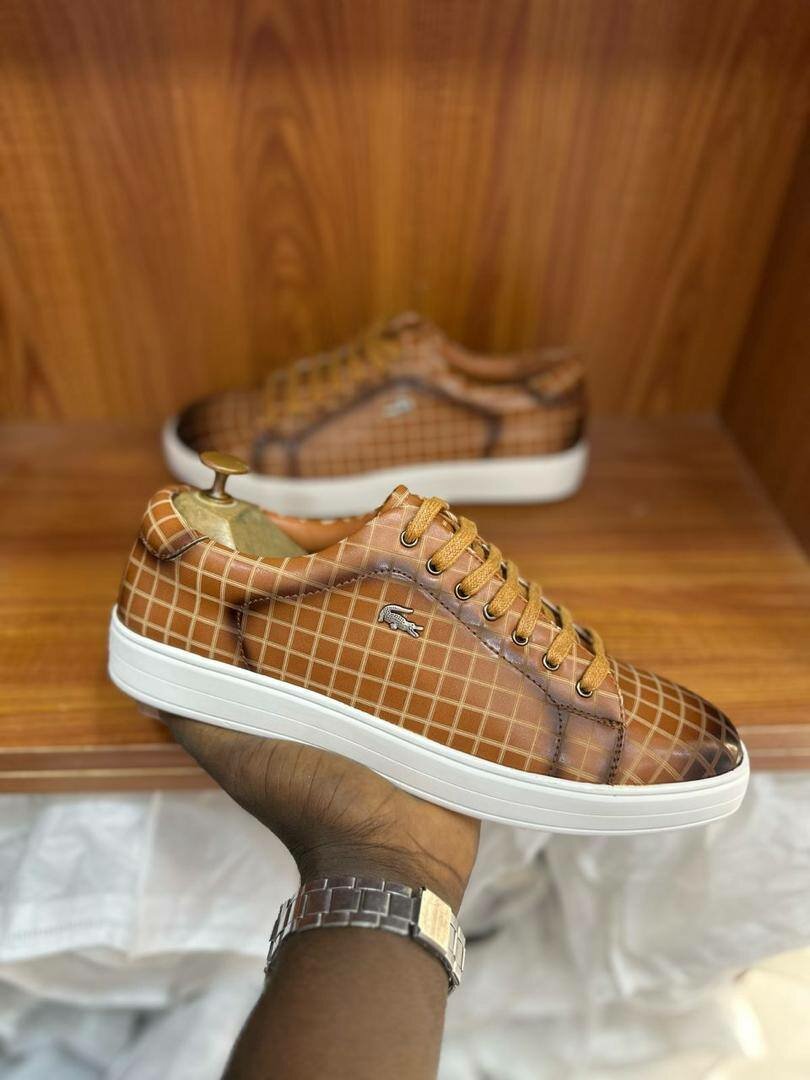 Basket Lacoste homme