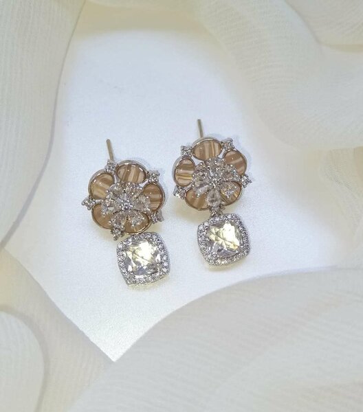 Ladies earrings