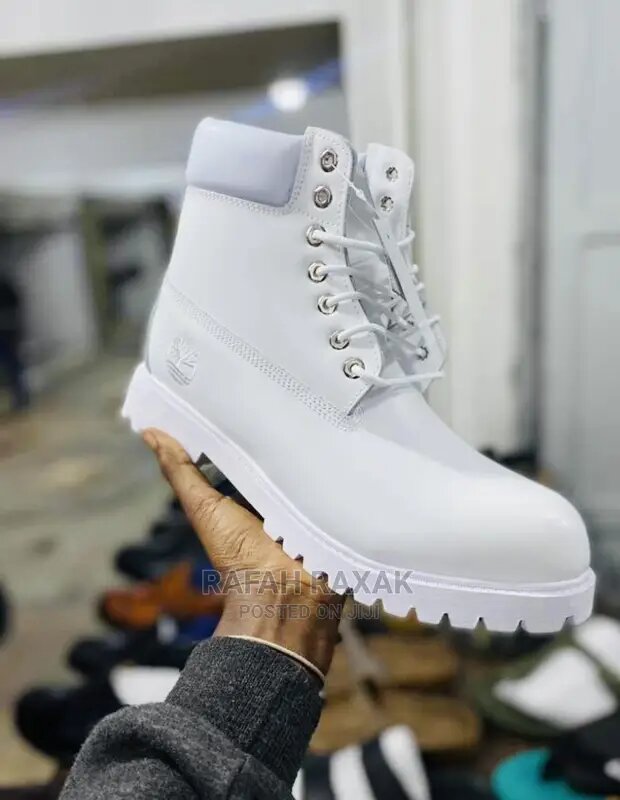 USA TIMBERLAND BOOTS